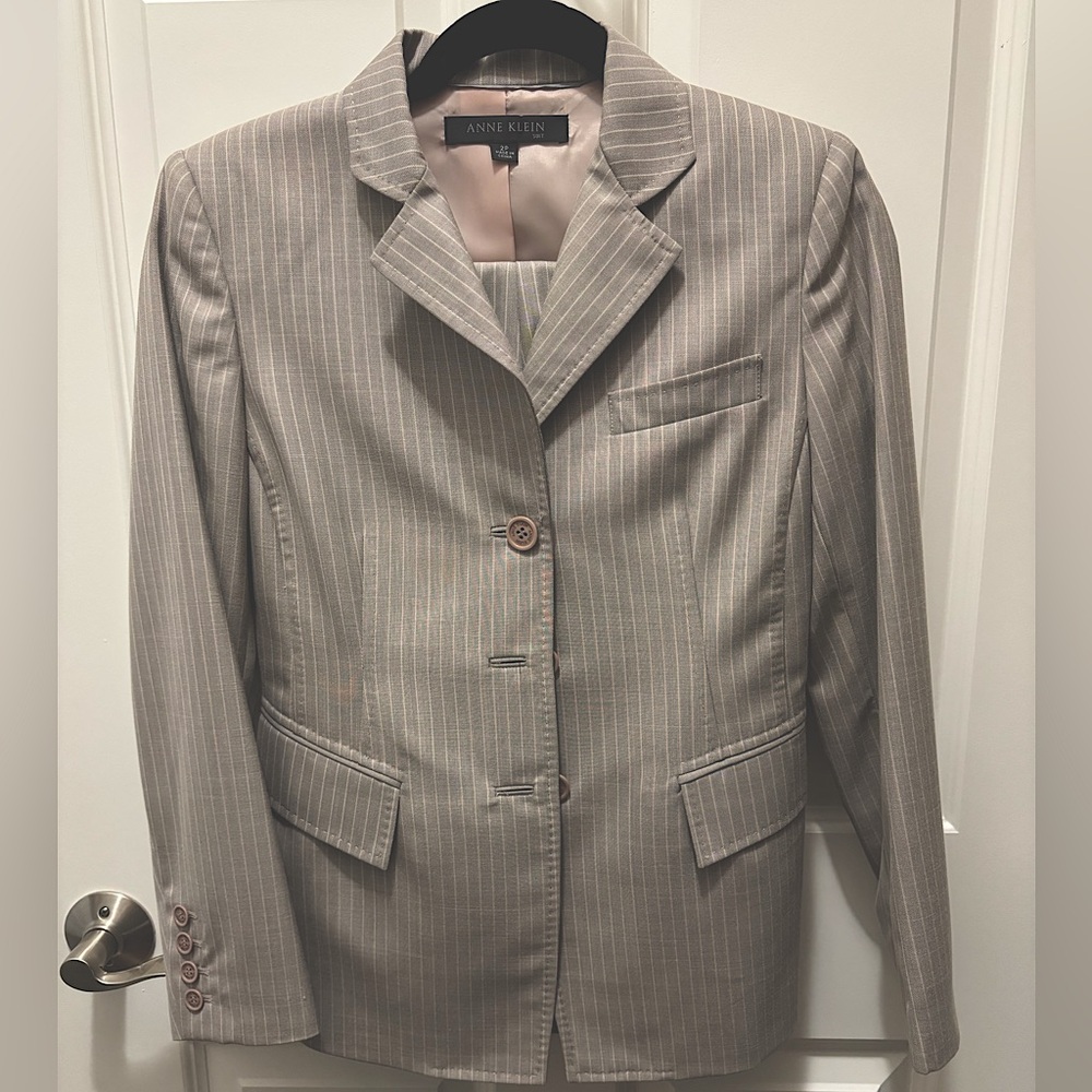 Ann Taylor Pinstripe Pant Suit, 2P